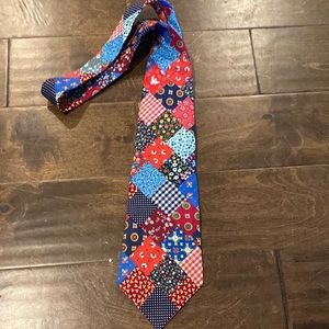 Handmade quilt square tie! Beautiful quality! Vintage
